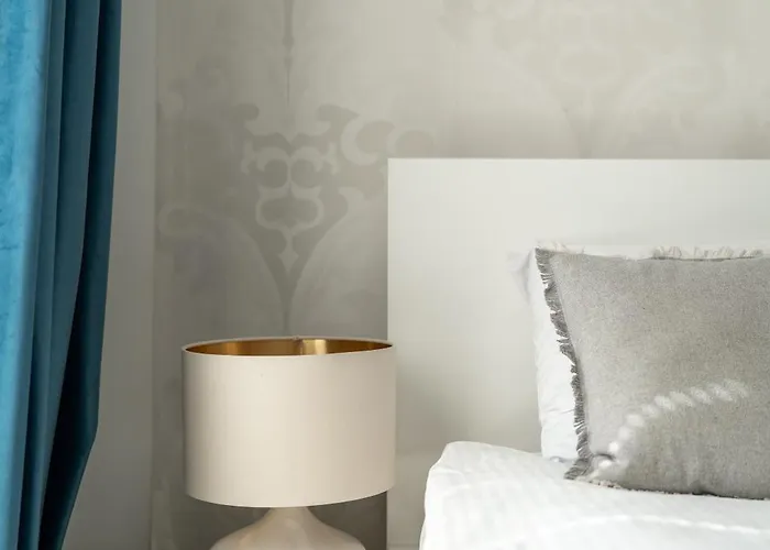 Concierge Grochowska * Varsovia